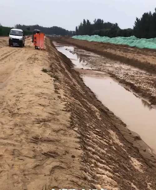 济南章丘区河道降水